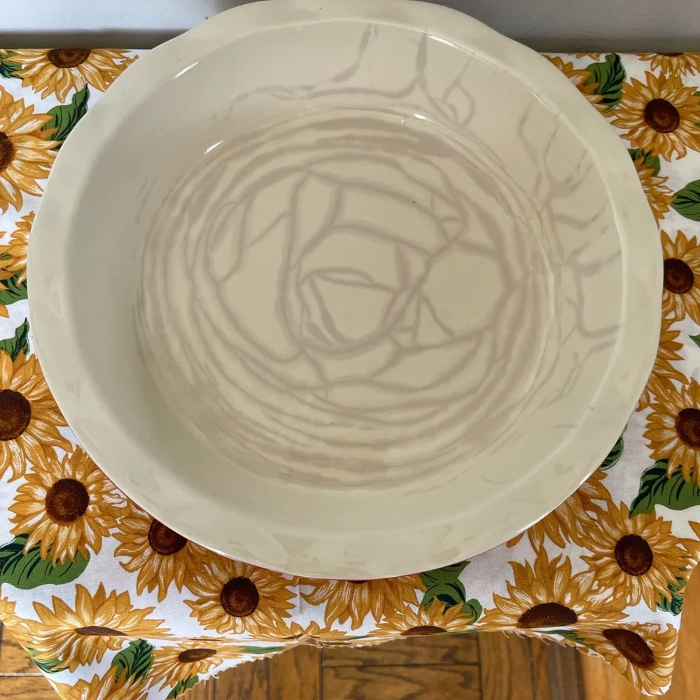 Good Cook Wavy Edge Stoneware Pie Plate